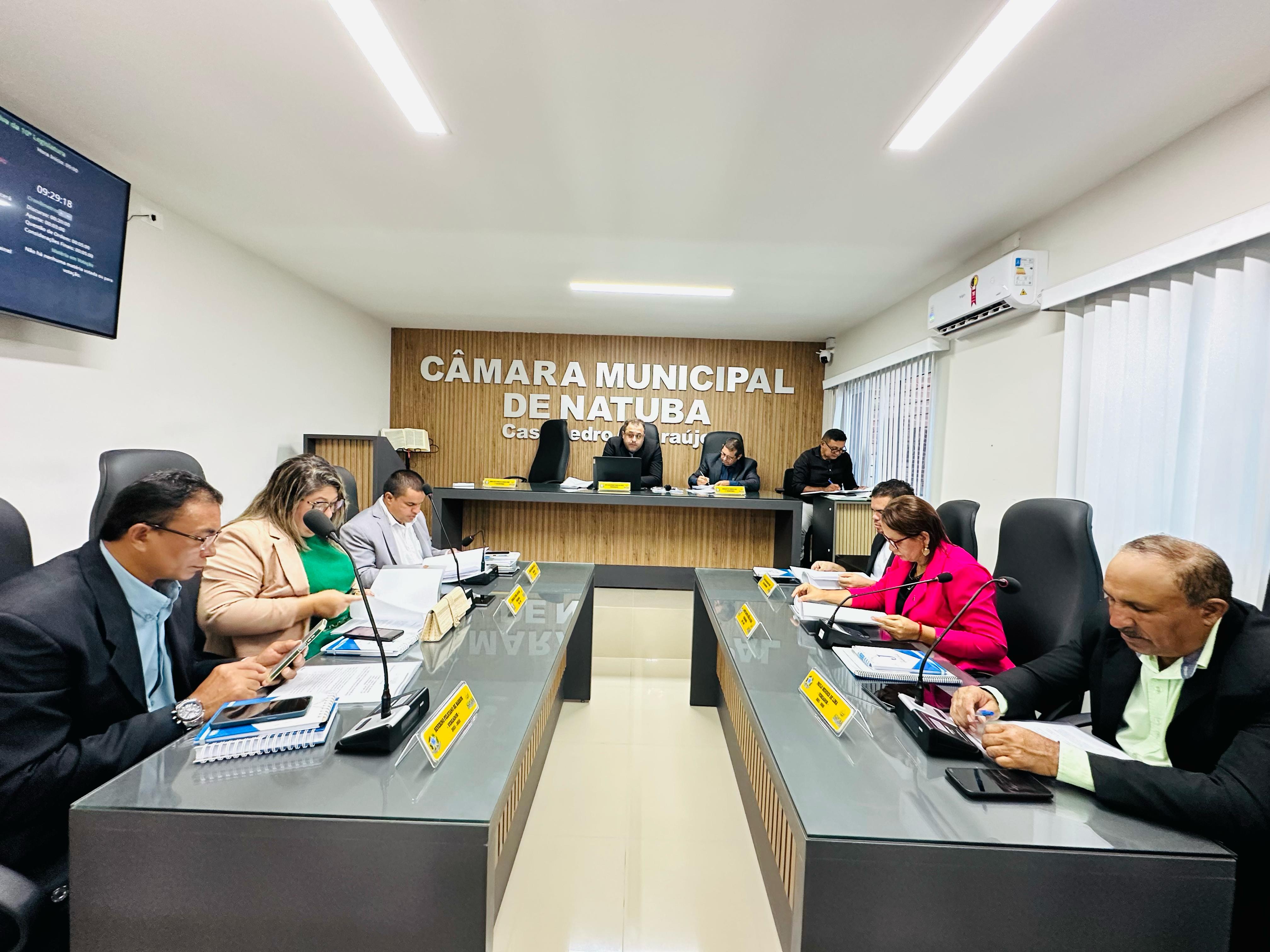 Na última sexta (07) foi realizada mais uma Sessão Ordinária na Câmara Municipal de Natuba.